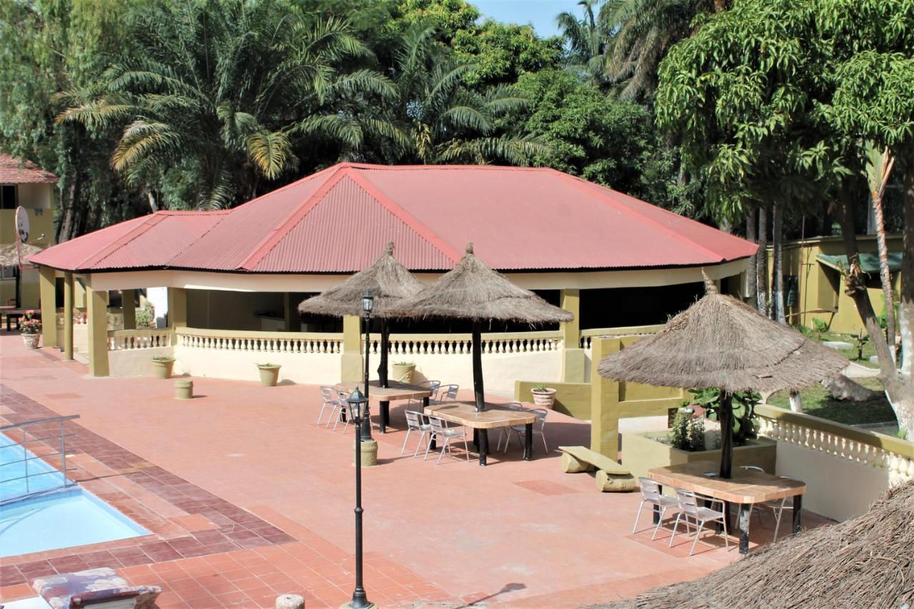 Badala Park Hotel Kotu Exterior foto